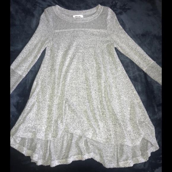 Maddie Ziegler Tunic Top - Picture 1 of 3